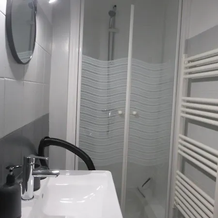 B&B La Petite Maison Proche Etretat Beaurepaire (Seine-Maritime)